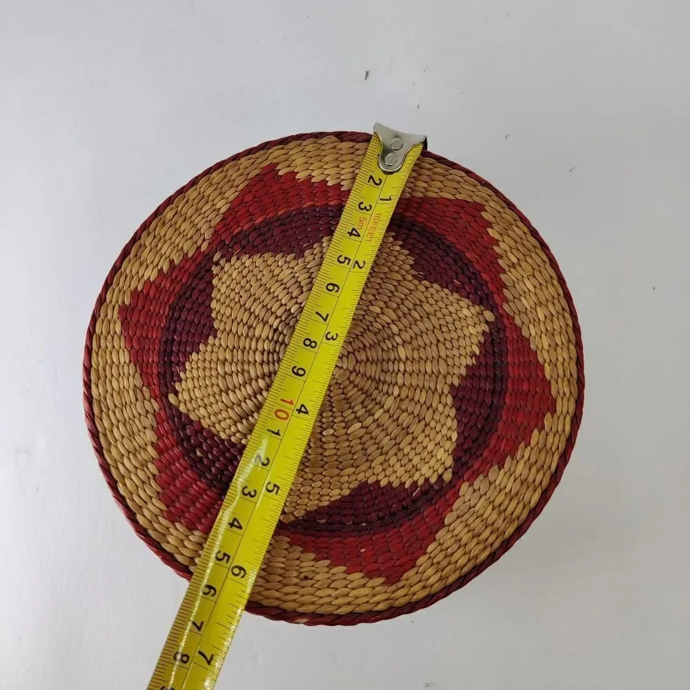 Woven natural Grass Basket w/ Lid red geometric design 3